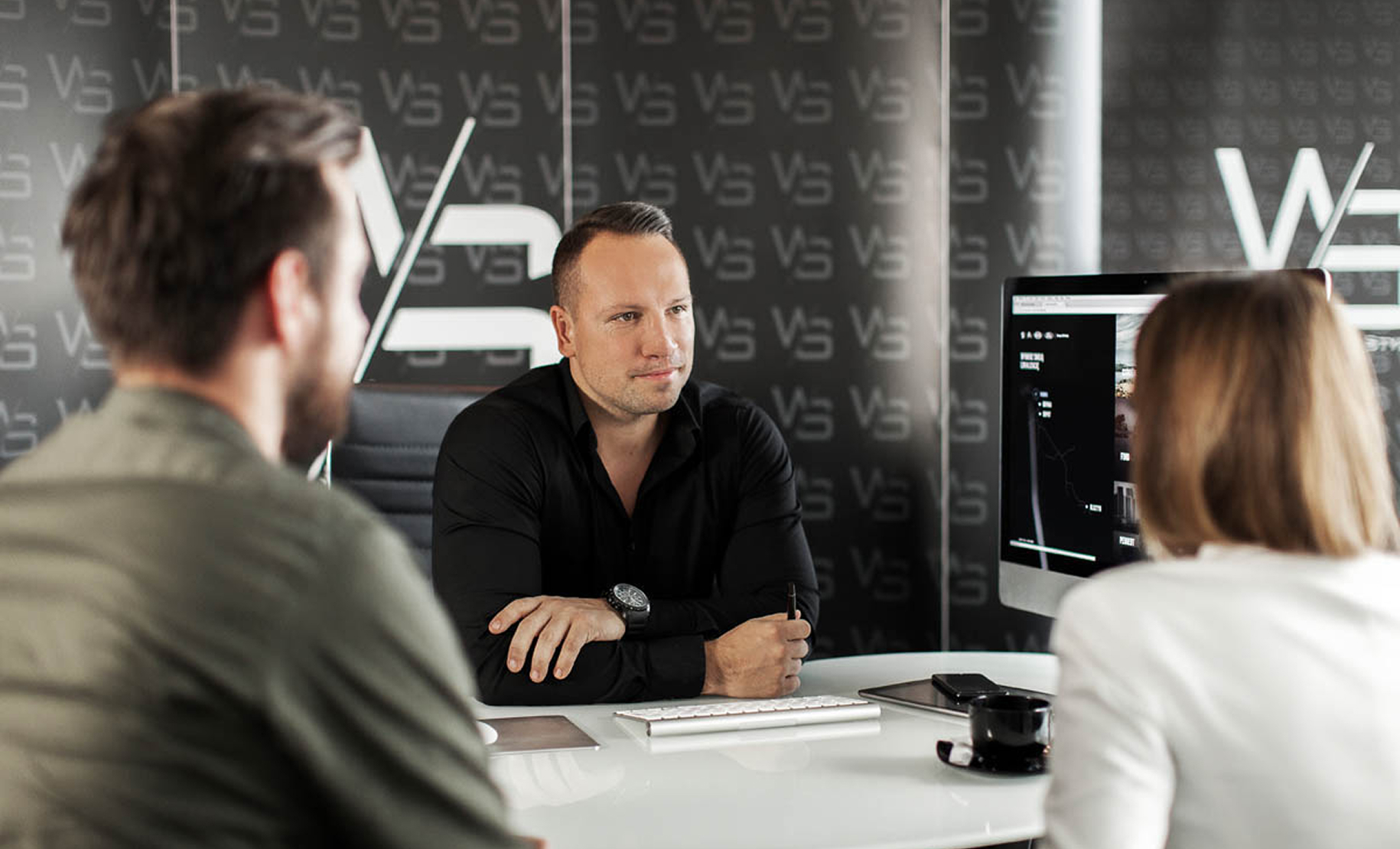 company-images-in-a-row-03